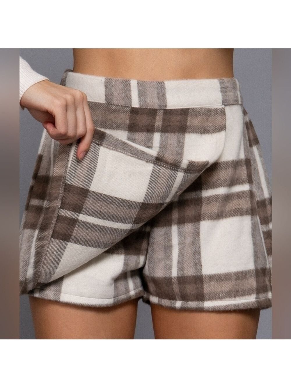 NWT Active Basic Plaid Front Wrap Wool Short - Picture 2 of 5